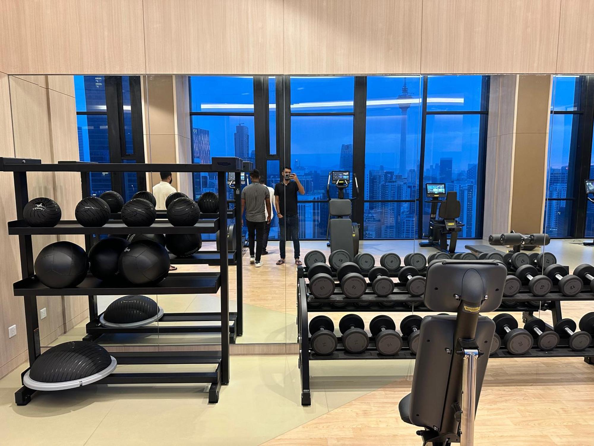 The Platinum Kuala Lumpur By Crown Suites Extérieur photo